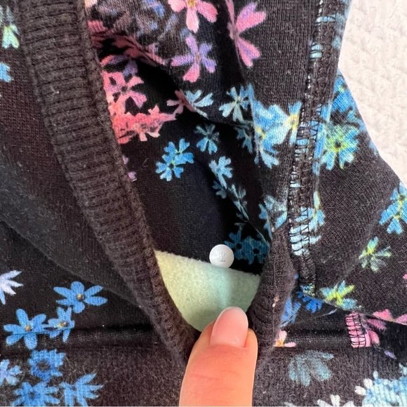 𝅺rare! Lululemon Scuba Hoodie Stretch Blue Petal Pop Size 2 - Picture 9 of 9